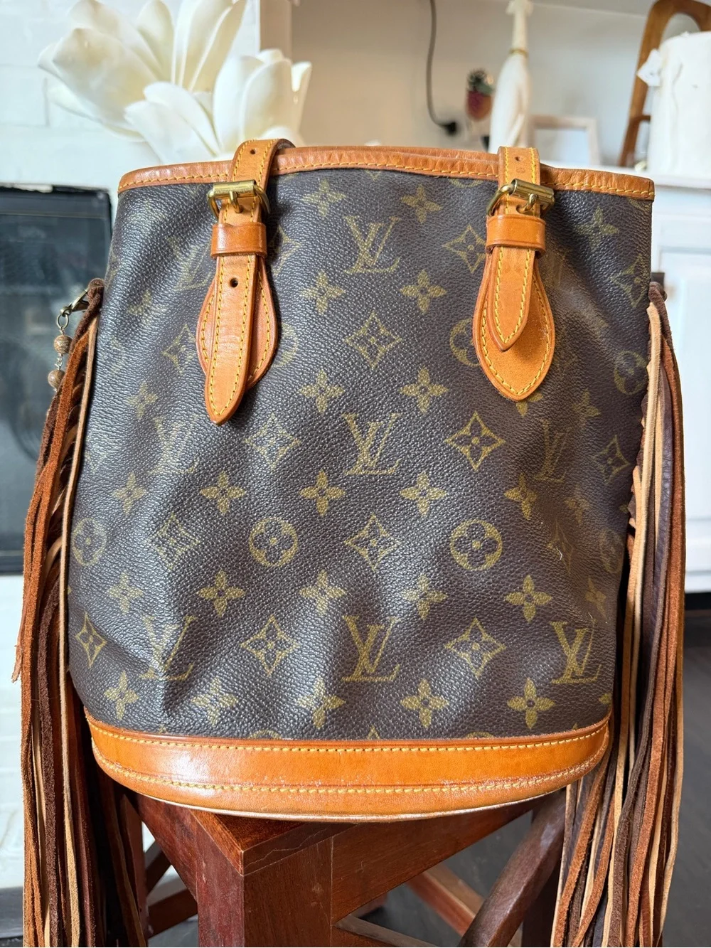 Louis Vuitton Monogram Canvas Fringe Shoulder Bag in Brown and Tan - Picture 3 of 14
